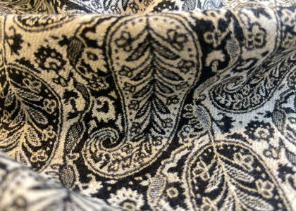 Wolle Paisley Schwarz-Natur